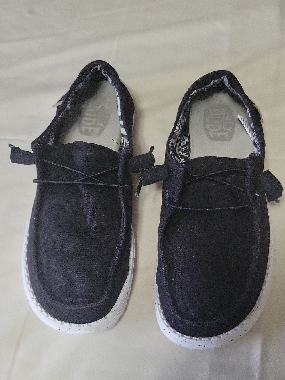 Hey Dude Black Canvas Wendys US8 Slip-Ons with White Speckled Soles